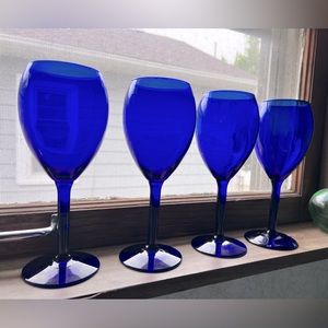 Cobalt blue stemmed footed Wine Glasses set of (4)